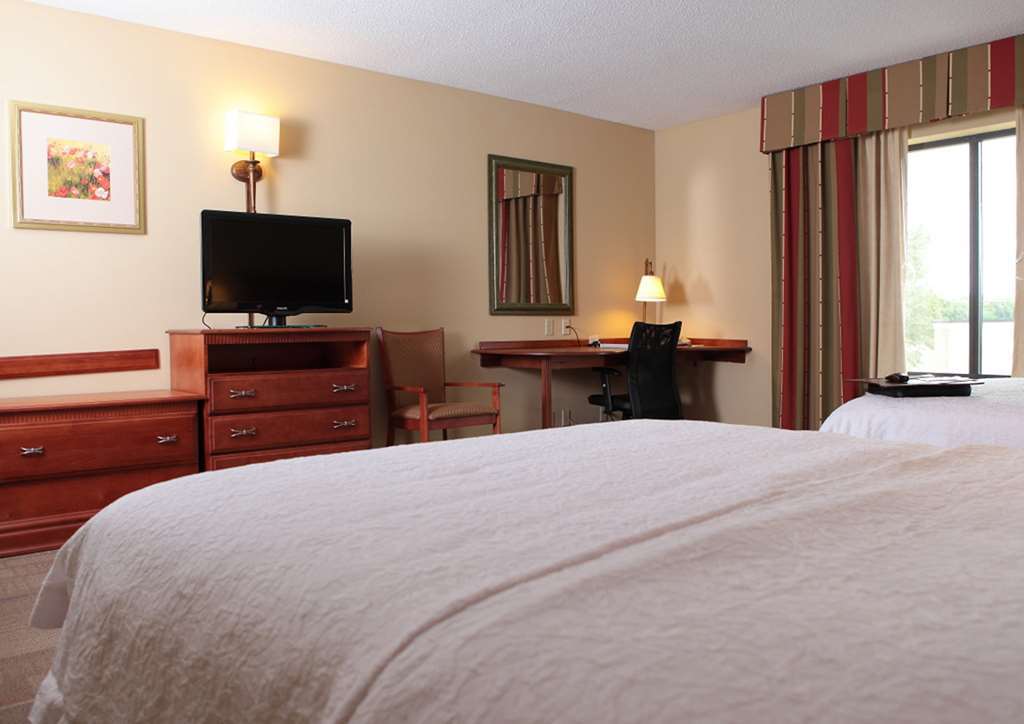 Hampton Inn Martin Rom bilde